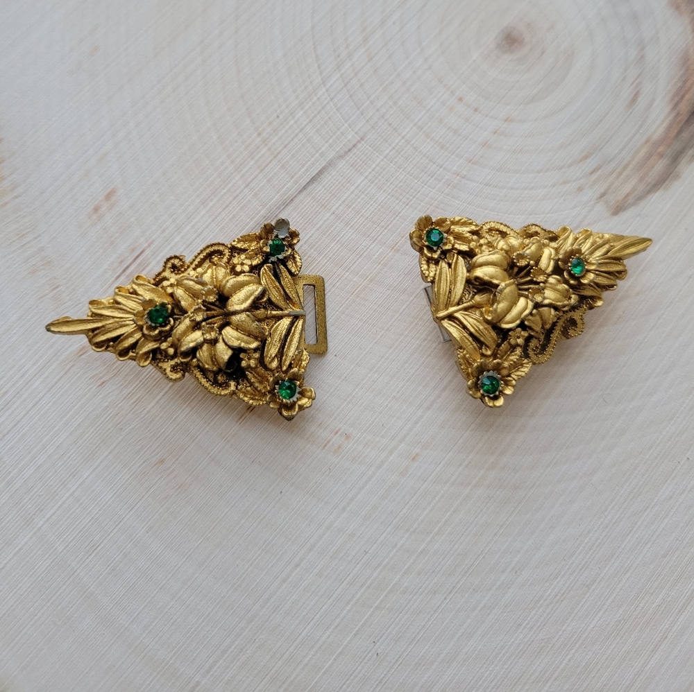 Antique Gold-tone & Green Rhinestone Belt Buckle - Picture 2 of 6